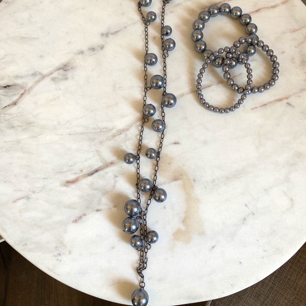 Target Beaded Necklace & Bracelet Set